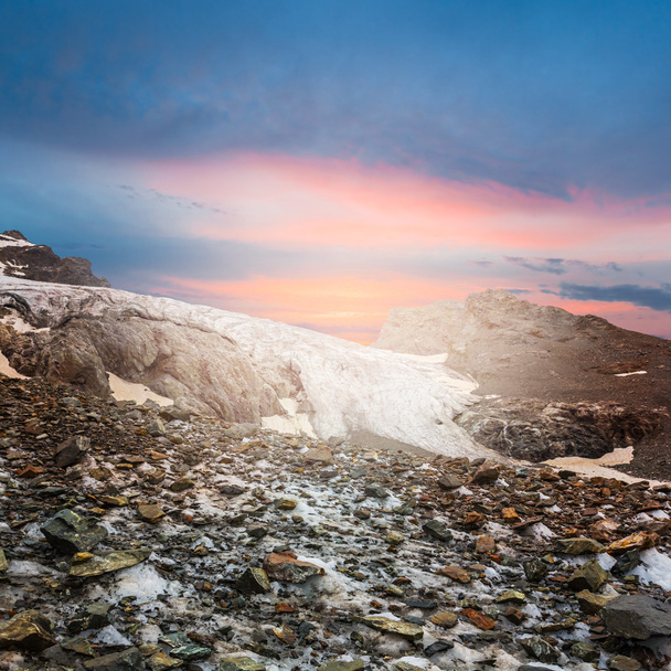 mount slope at the sunset - Fotoğraf, Görsel