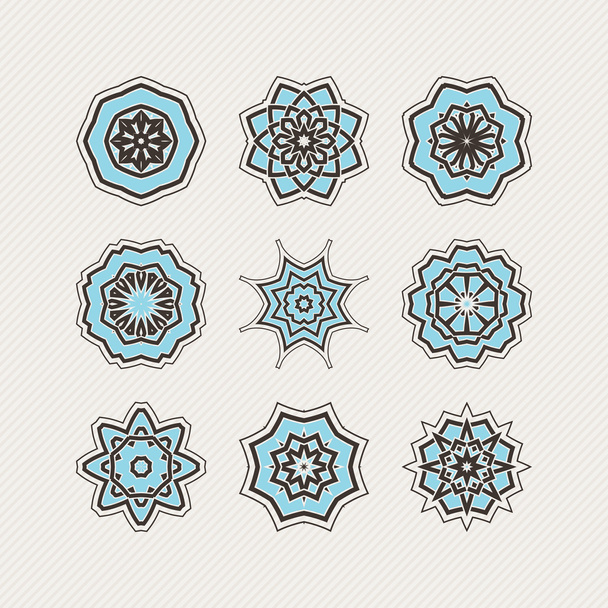 Set of ornate vector mandala symbols. Gothic lace tattoo. Celtic weave with sharp corners. - Vektori, kuva