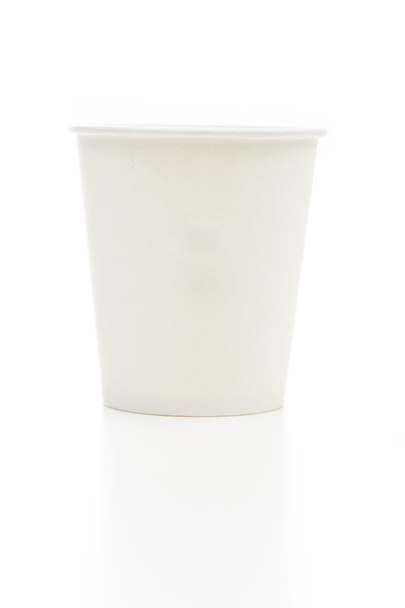 паперова чашка на білому тлі
 - Фото, зображення