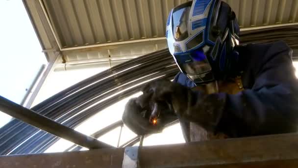 Welder carries out welding of metal - Footage, Video