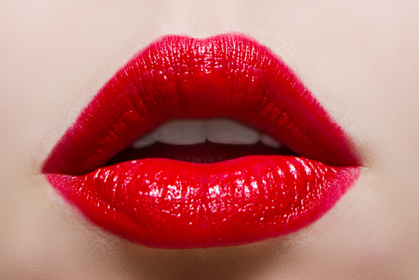 Fechar foto de beleza com lábios vermelhos
. - Foto, Imagem