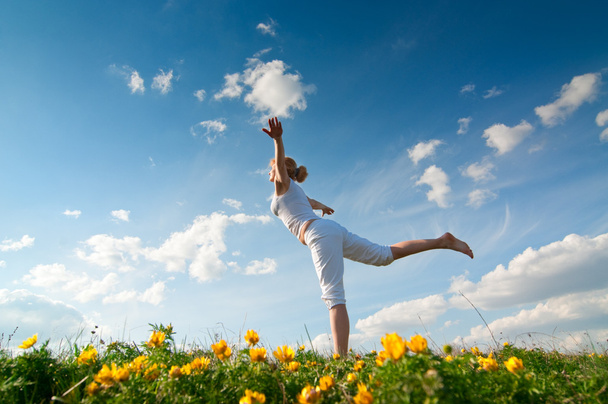 практикуючі йогу жінка
 - Фото, зображення
