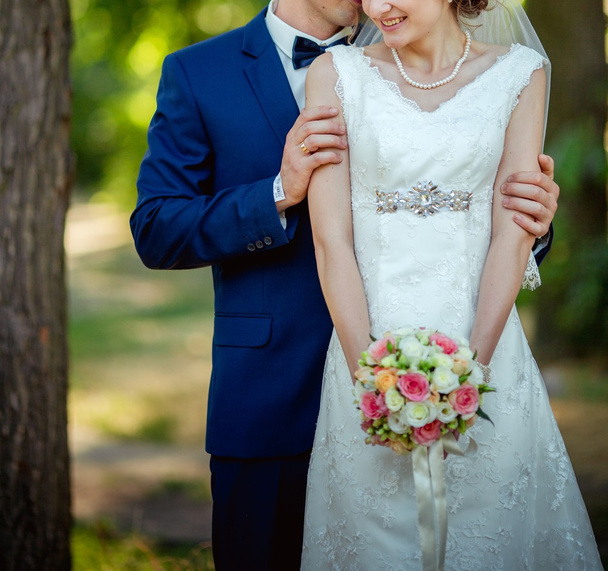 novia y novio en el día de su boda - Foto, Imagen