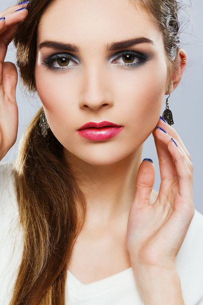 Gorgeous girl with colorful make up - Foto, Imagem