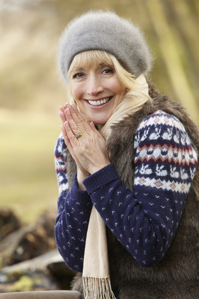 Mature woman in winter - Photo, Image