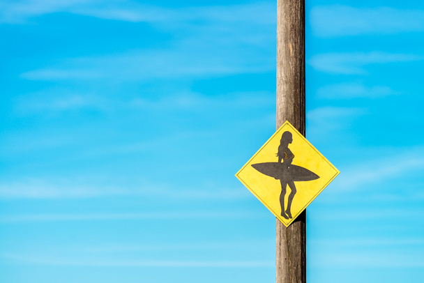 Sörfçü kız işareti  - Fotoğraf, Görsel