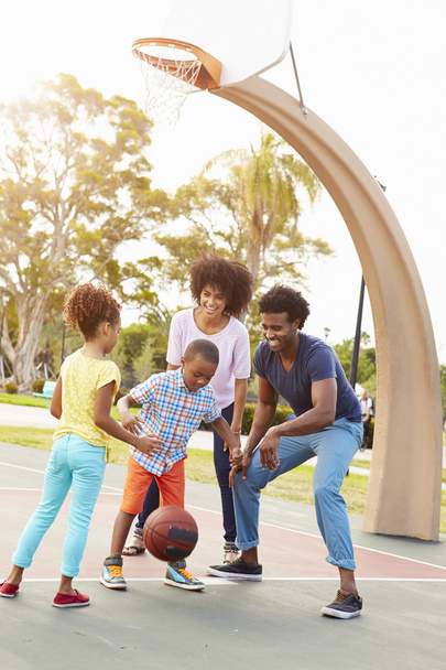 Family Playing Basketball Together - 写真・画像