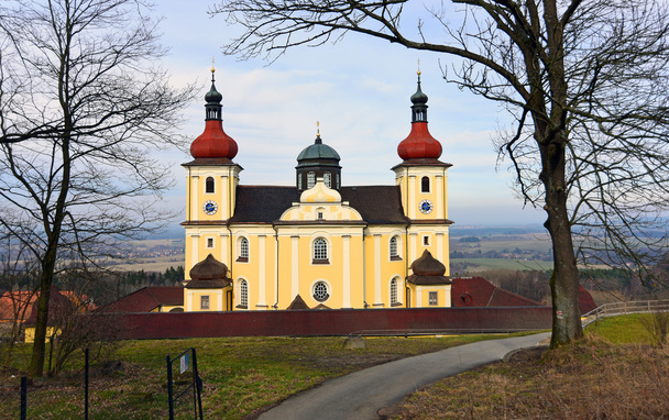 Церква місцем паломництва
 - Фото, зображення