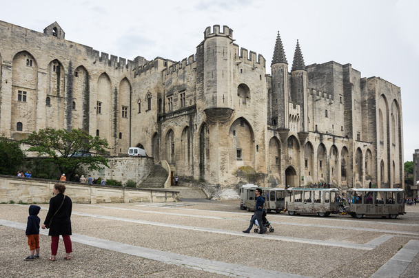 Avignon pope palace - 写真・画像