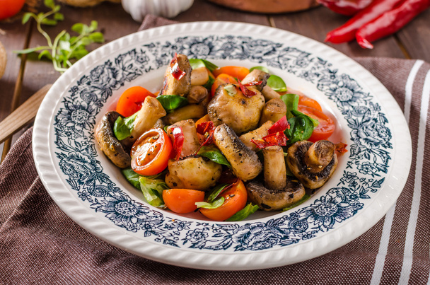 Warm mushroom salad with chilli - Photo, Image
