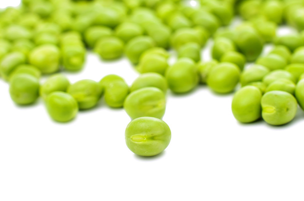 зелений горошок, ізольовані
  - Фото, зображення
