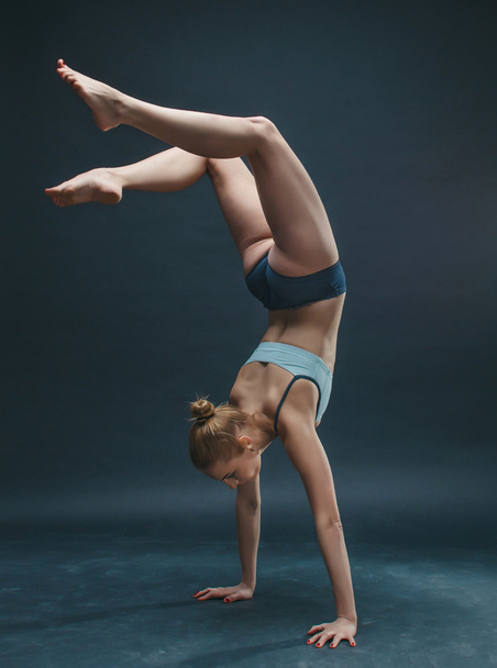 Young woman do yoga - 写真・画像