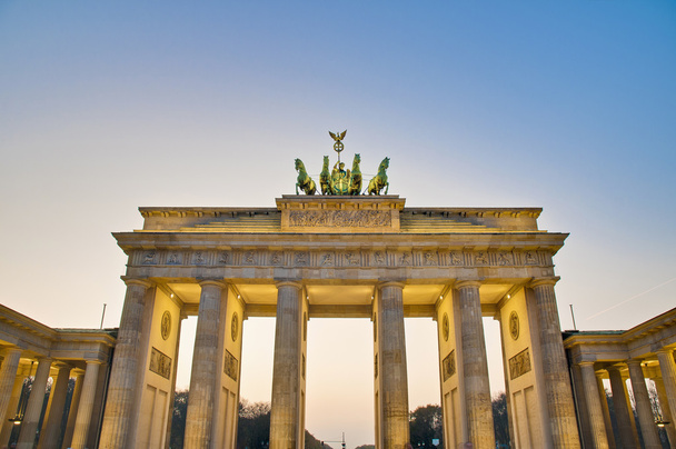das brandenburger tor in berlin, deutschland - Foto, Bild