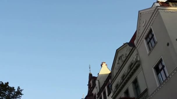 Δημαρχείο στις εξυπηρετικό στο Torun της Πολωνίας - Πλάνα, βίντεο
