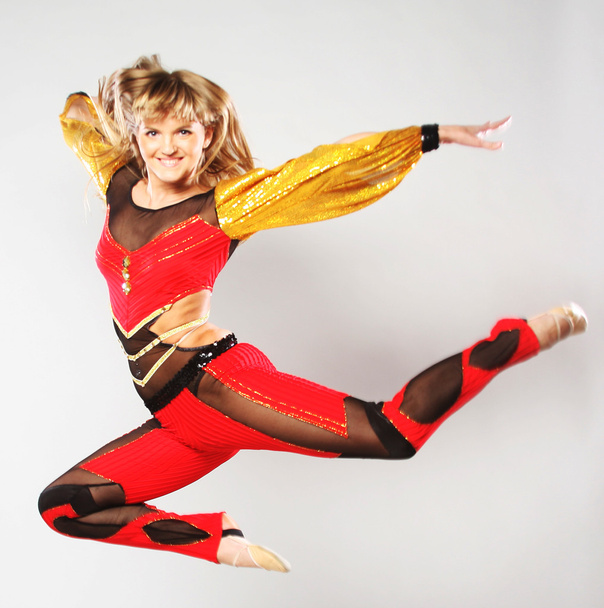 girl jump in gymnastics dance - Fotoğraf, Görsel