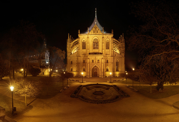 Chrám svaté Barbory v noci - Fotografie, Obrázek