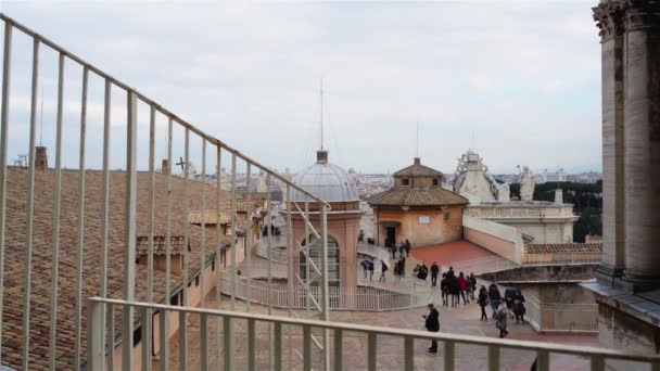 dach hotelu St. Peter bazyliki w Watykanie - Materiał filmowy, wideo
