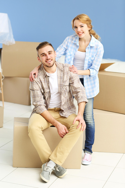 couple moving in new apartment - Foto, Imagem