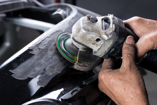 車体修理シリーズ:グラインドカーバンパー - 写真・画像