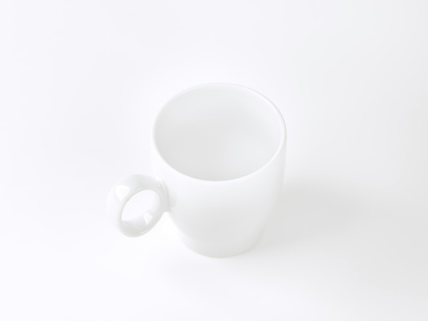 Taza blanca vacía
 - Foto, Imagen