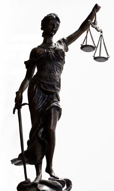 Χάλκινο αγαλματάκι της δικαιοσύνης (εστίαση στο πρόσωπο) - Φωτογραφία, εικόνα