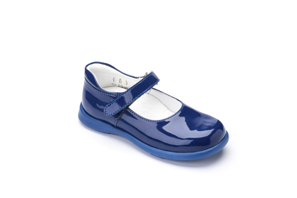 chaussure bleu brevet pour enfants sur fond blanc
 - Photo, image