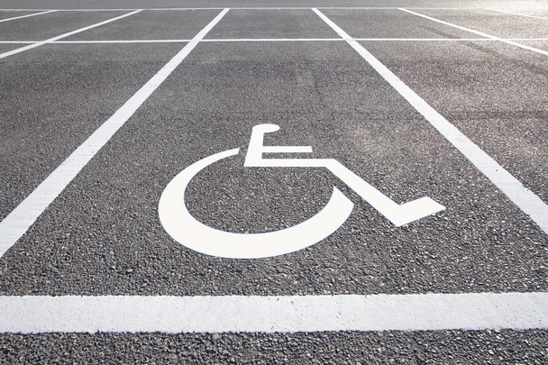 Handicap aree di parcheggio
 - Foto, immagini