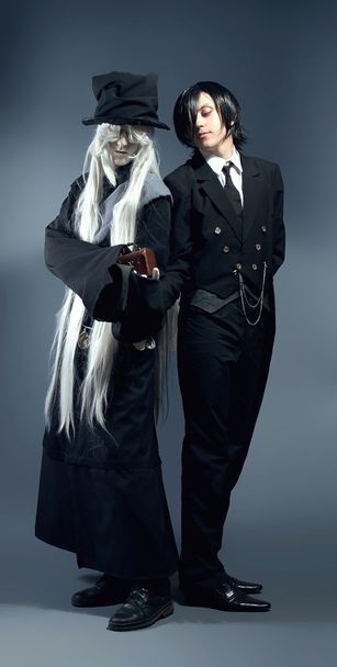 Two anime characters. Studio cosplay - Foto, Imagen