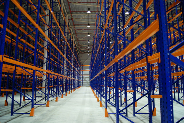 Interior of a modern warehouse terminal. Empty front warehouse racks. Warehouses in the Moscow region, Russia. - Foto, Imagen