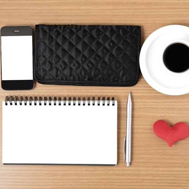 desktop : coffee with phone,notepad,wallet,heart - Valokuva, kuva