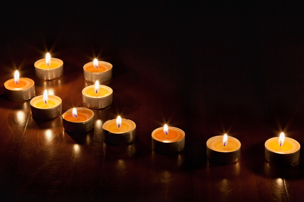 Svíčky ve tmě - Fotografie, Obrázek