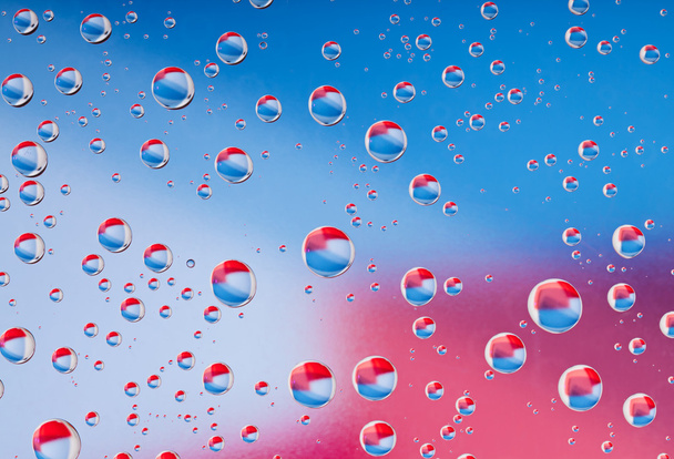abstracte waterdruppels doorschijnend achtergrond, macro weergave - Foto, afbeelding