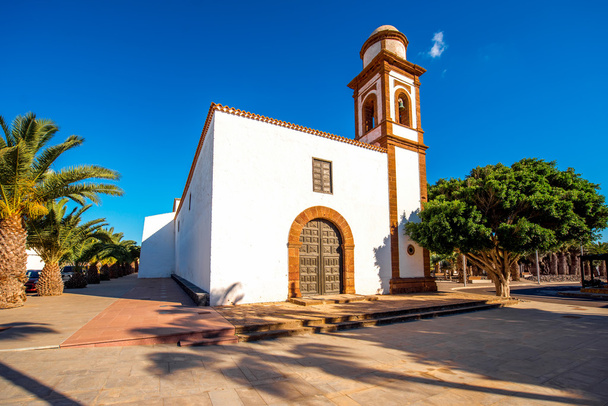 Antigua kerk op Fuerteventura eiland - Foto, afbeelding