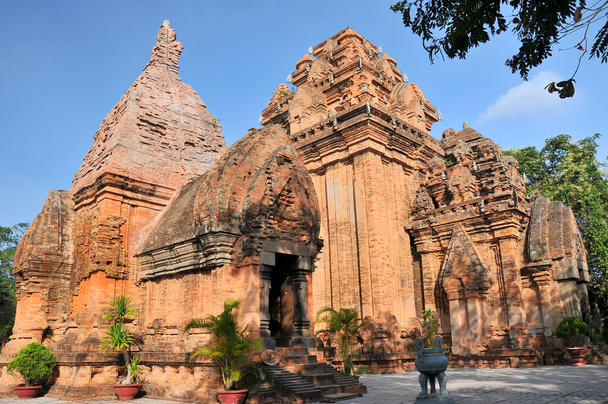 Templo de Po Nagar, ciudad de Nha Trang, Vietnam
 - Foto, imagen