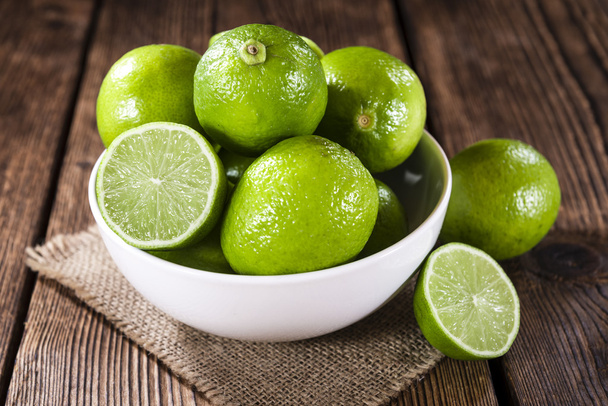 Fresh ripe Limes - Фото, зображення