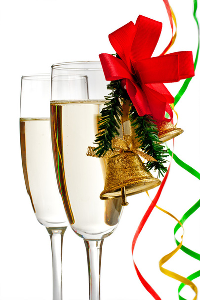 Copos de champanhe decorados com sinos de Natal
 - Foto, Imagem