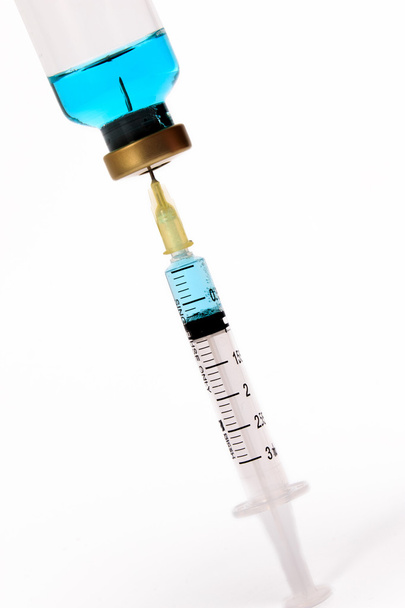 Prepare for injection. Ready to put a vaccine. - Foto, Imagen