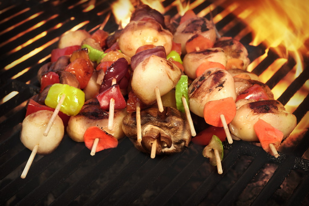Vegetarian BBQ. Vegetable Shish Kebabs On Hot Flaming Grill, Clo - Photo, Image