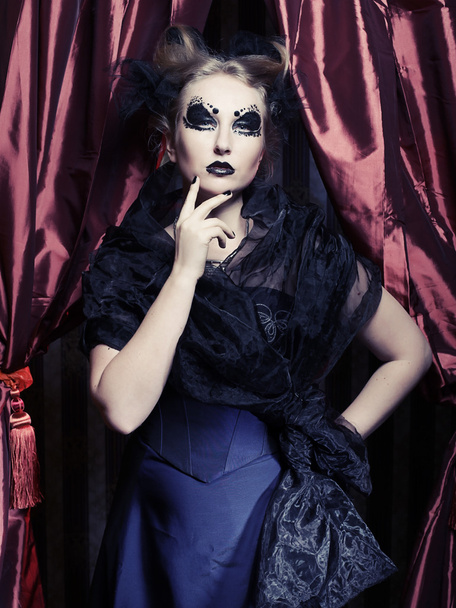 Dark Beautiful Gothic Princess. - Foto, afbeelding