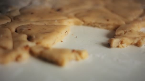 Tagliare forma di biscotti a forma di cuore pasta
. - Filmati, video