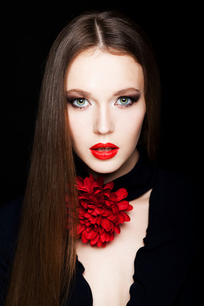 Girl and red flower - Fotografie, Obrázek