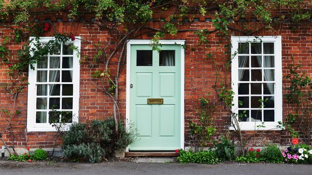 Drzwi domu starego Red Brick Londyn miasta - Zdjęcie, obraz