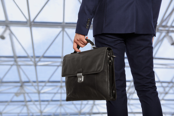 Businessman with briefcase - Foto, Bild
