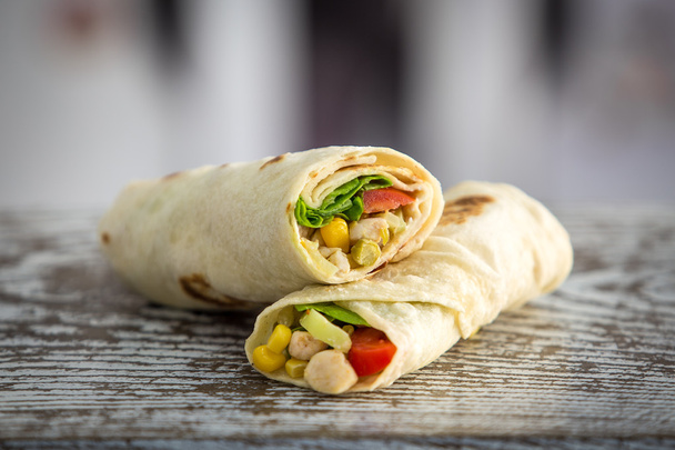 Burrito mit Gemüse - Foto, Bild