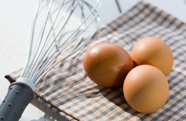 Fresh eggs in the kitchen - Zdjęcie, obraz