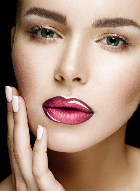 Beautiful Professional Makeup. Pink Lips and Smoky Eyes Make up. - 写真・画像