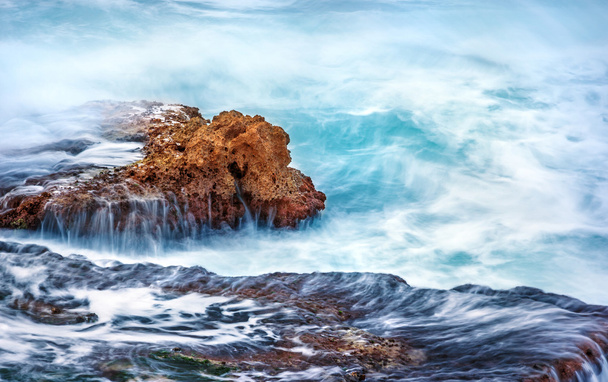 Rock in the sea - Foto, immagini