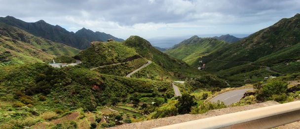 Bellissimo paesaggio di Tenerife - montagne Anaga
 - Foto, immagini