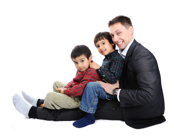 Портрет счастливого отца и двух сыновей
 - Фото, изображение