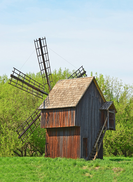 antieke houten windmolen - Foto, afbeelding